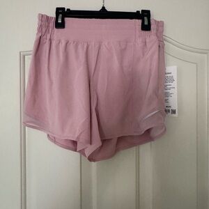NWT Lululemon Athletica Hotty Hot HR Athletic Shorts 4”